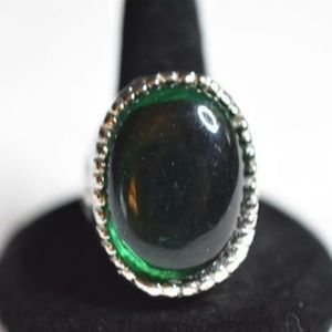 Deep Green Renaissance Silver Tone Engraved Heart Goth Size 9 Unisex Ring